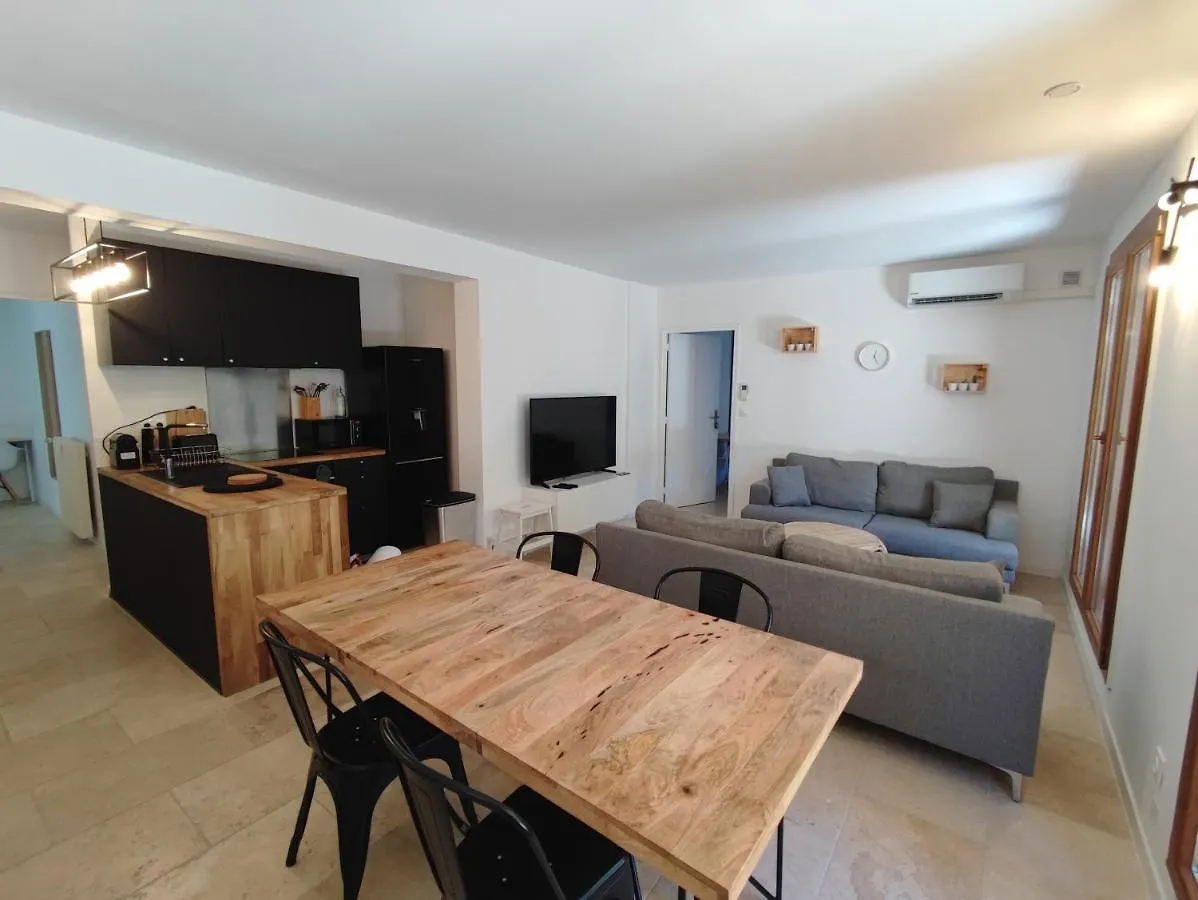Apartamento Le Thiers-Temps - Ac Clim - Grande Terrasse - Proche Theatres Aviñón Francia