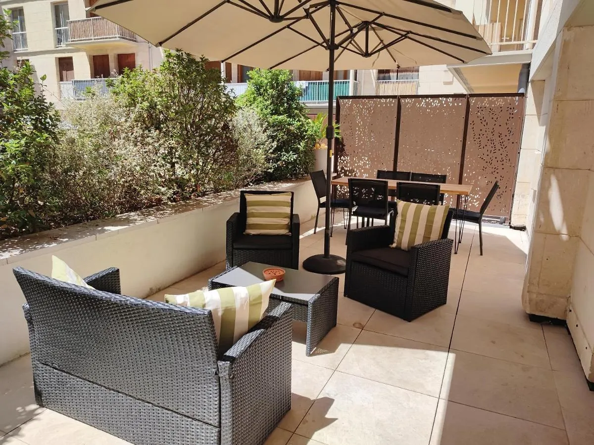 Apartamento Le Thiers-Temps - Ac Clim - Grande Terrasse - Proche Theatres Aviñón